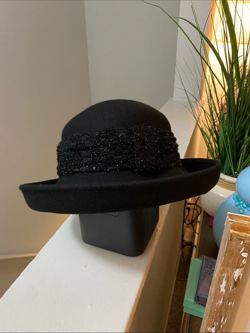 Vintage Style Black 100% Wool Felt Cloche Hat Beaded Trim One Size